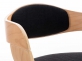 Krzesło z drewna jasnego i siedziskiem z czarnego materiału KINGSTON