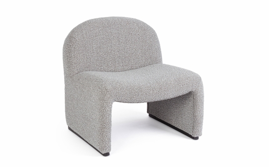 Szary fotel BASSILLA Bouclé – stylowy fotel wypoczynkowy Bizzotto z drewnianą ramą i miękką tapicerkąJasnobezowy fotel BASSILLA Bouclé – stylowy fotel wypoczynkowy Bizzotto z drewnianą ramą i miękką tapicerką