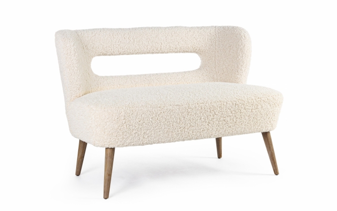 Kremowa sofa CORTINA Bizzotto 2-osobowa – tapicerowana, efekt wełny, drewno naturalne