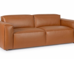 Jasnobrązowa sofa JOSEPH 3-osobowa Bizzotto – nowoczesny styl, drewno jesionowe, tapicerka ze sztucznej skóry